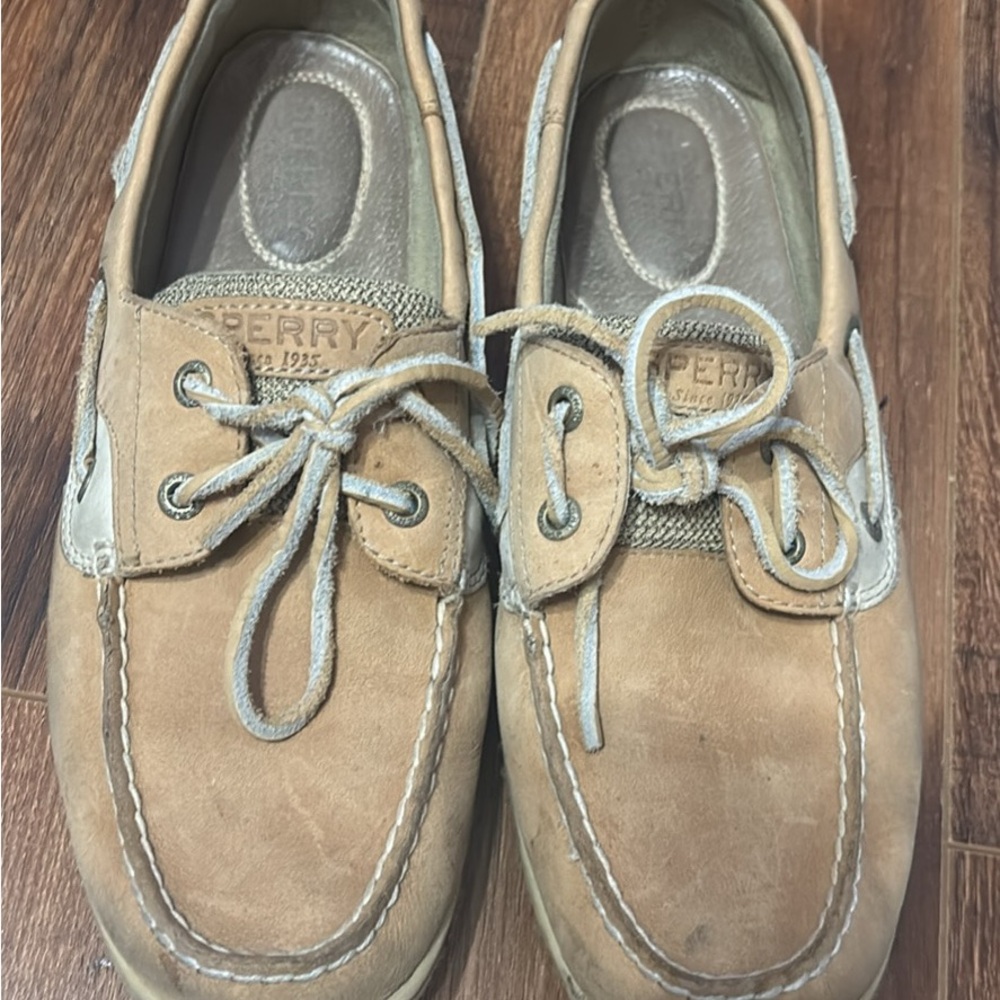 Sperry Women Tan Boat Shoes